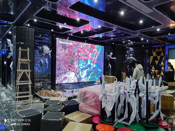 海棠室内P2.5全彩显示屏